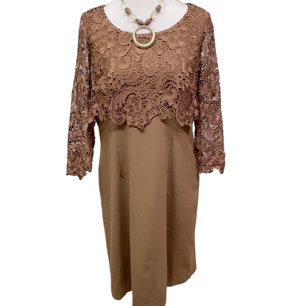 Monroe & Main Paisley Lace Dress